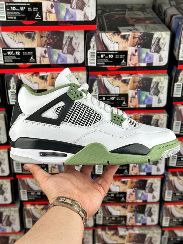 Air Jordan 4 Retro Seafoam