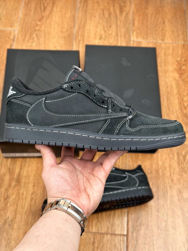 Air Jordan 1 Retro Low Travis Scott Black Phantom