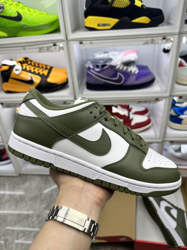 Nike Dunk Low Retro Medium Olive