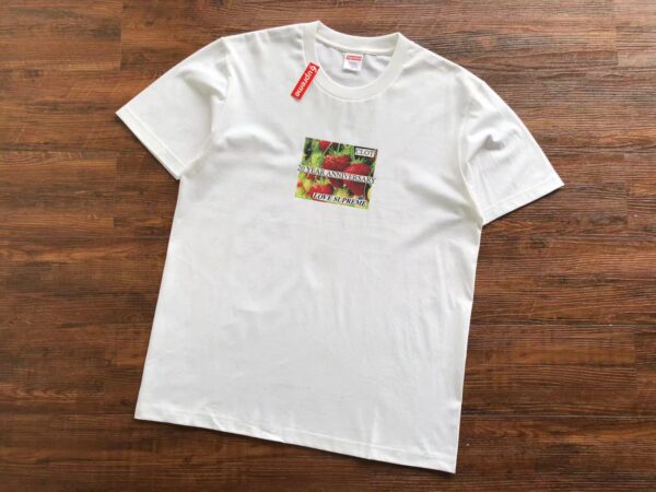 Supreme tee