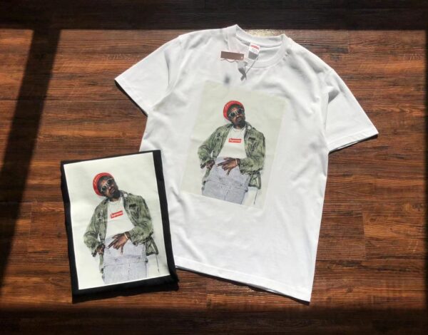 Supreme tee