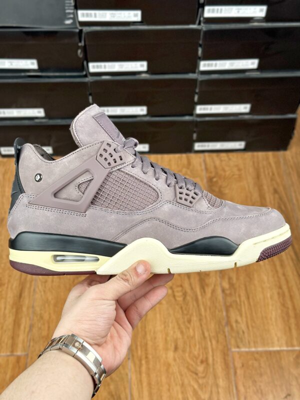 Air Jordan 4 Retro A Ma Maniére Violet Ore