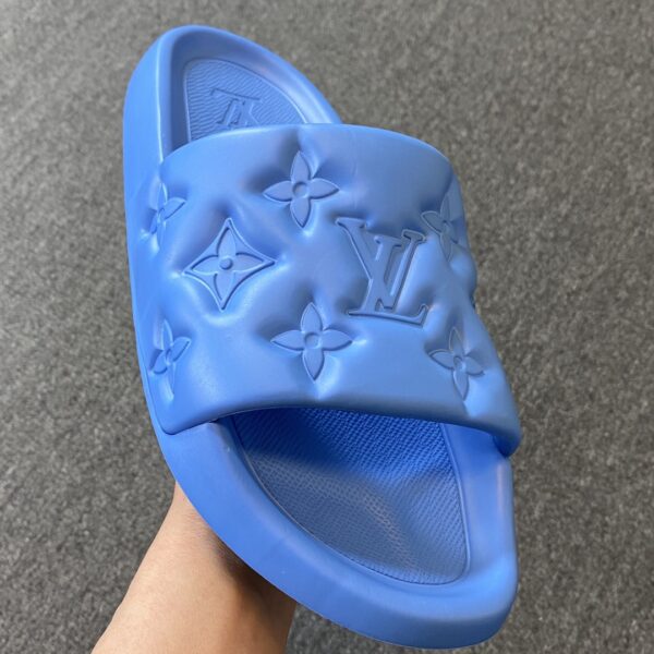 Louis Vuitton Slide LV