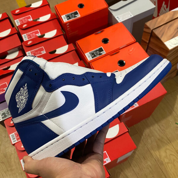 Air Jordan 1 Retro High Storm Blue
