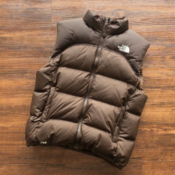 The North Face 700 Women's Nuptse