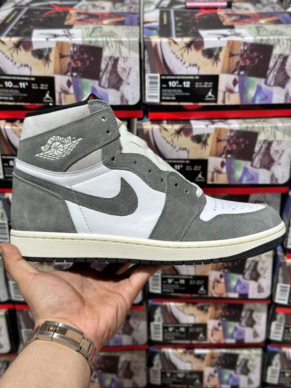 Air Jordan 1 Retro High Washed Black