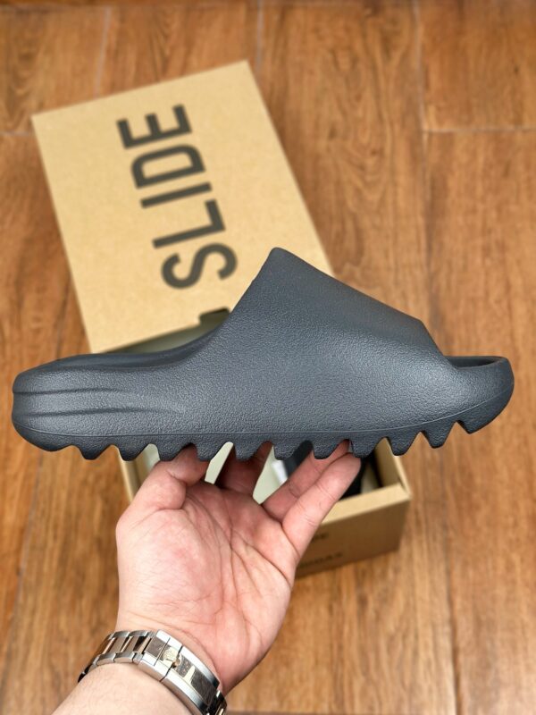 Yeezy SLIDE Onyx Black