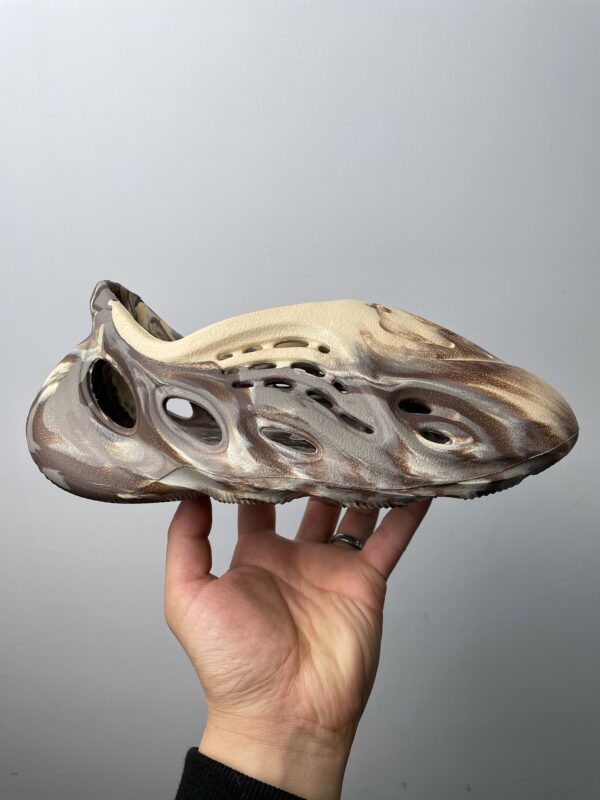 Foam RNNR MX Cream Clay