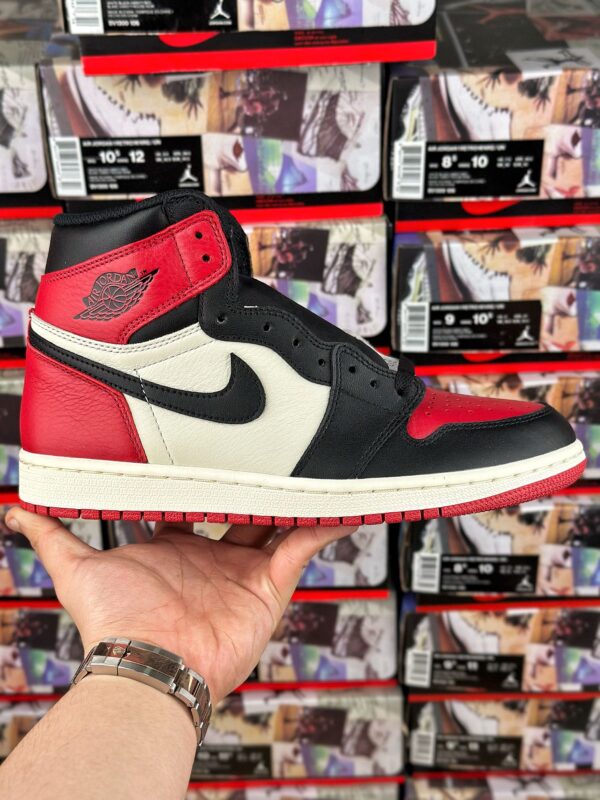 Air Jordan 1 Retro High Bred Toe 2018