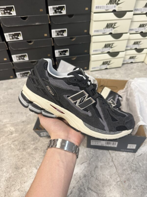 New Balance 1906R Protection Pack Black
