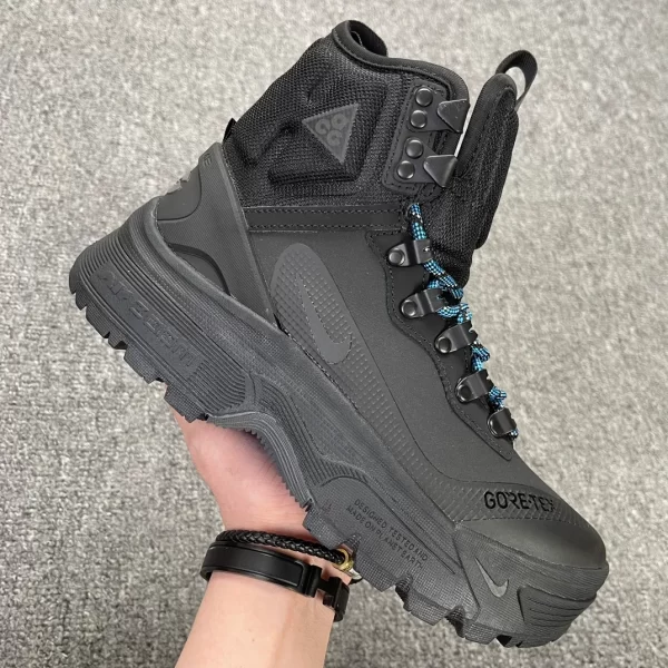 Nike ACG Air Zoom Gaiadome GORE-TEX