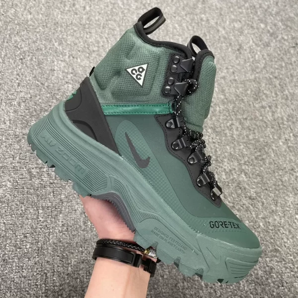 Nike ACG Air Zoom Gaiadome GORE-TEX